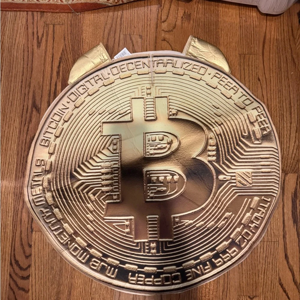 ** LAST‎ FEW! New Adult/ Teen Bitcoin Crypto Gold Coin Costume Halloween Unisex